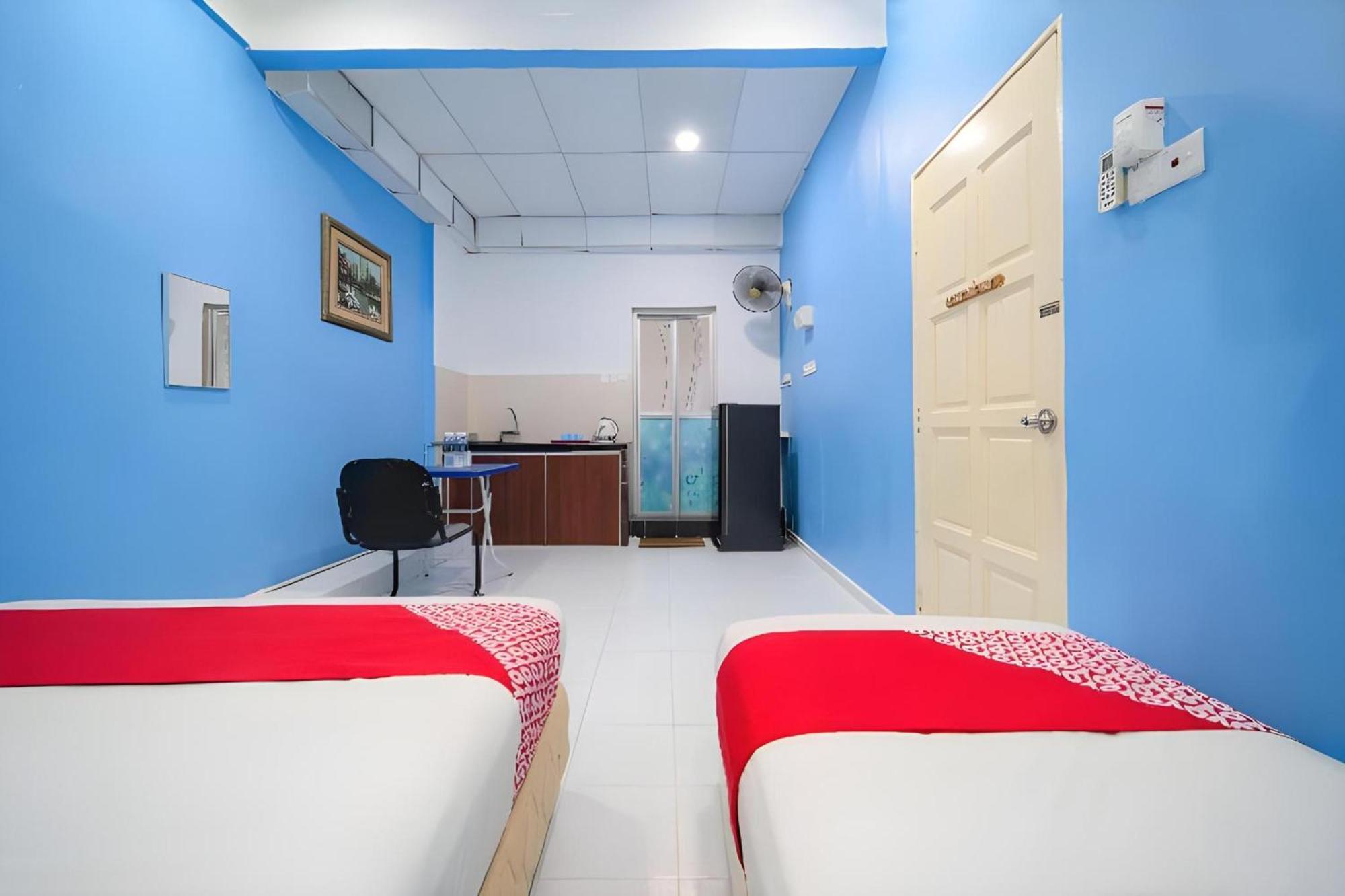 โอโย 89807 มาย บัดเจ็ต โฮม Hotel บาตูเฟอริงกี ภายนอก รูปภาพ