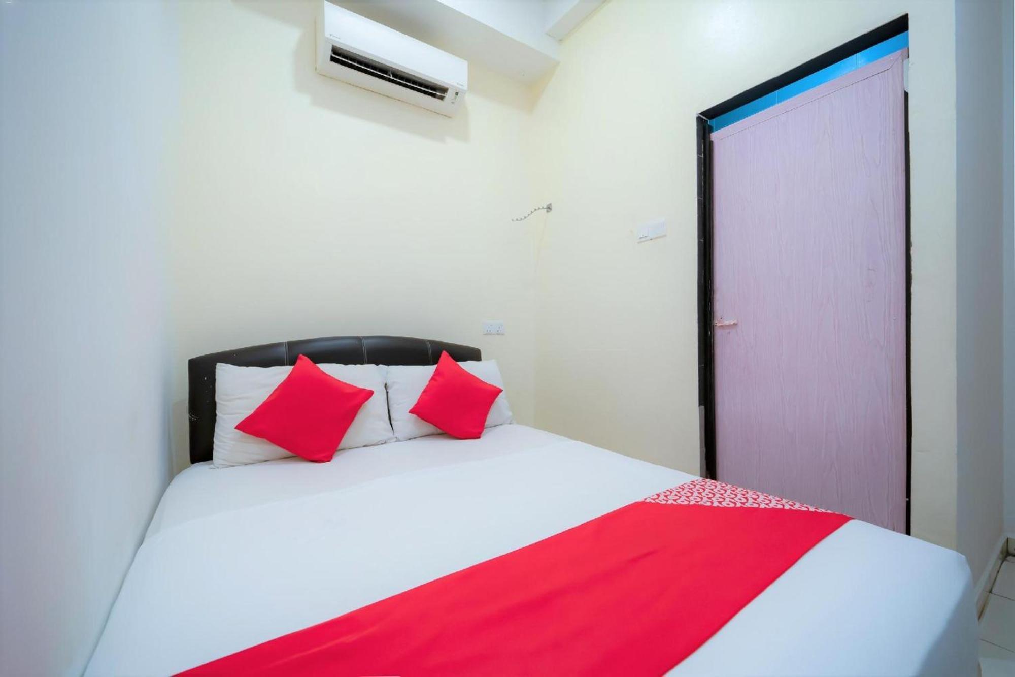 โอโย 89807 มาย บัดเจ็ต โฮม Hotel บาตูเฟอริงกี ภายนอก รูปภาพ