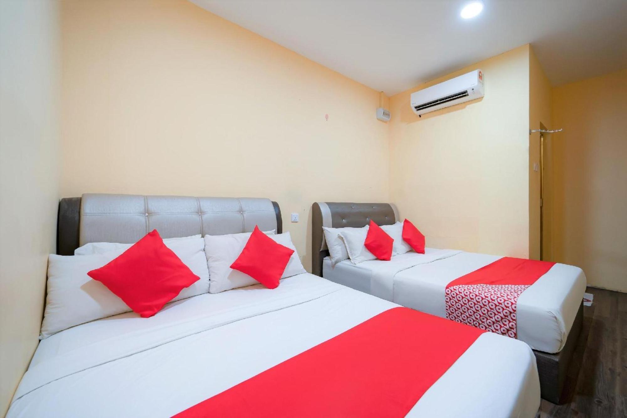 โอโย 89807 มาย บัดเจ็ต โฮม Hotel บาตูเฟอริงกี ภายนอก รูปภาพ